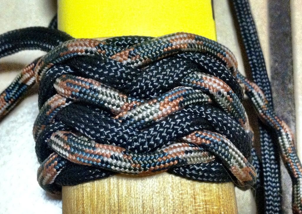 Paracord Roselli Hatchet herringbone weave and turks head handle wrap